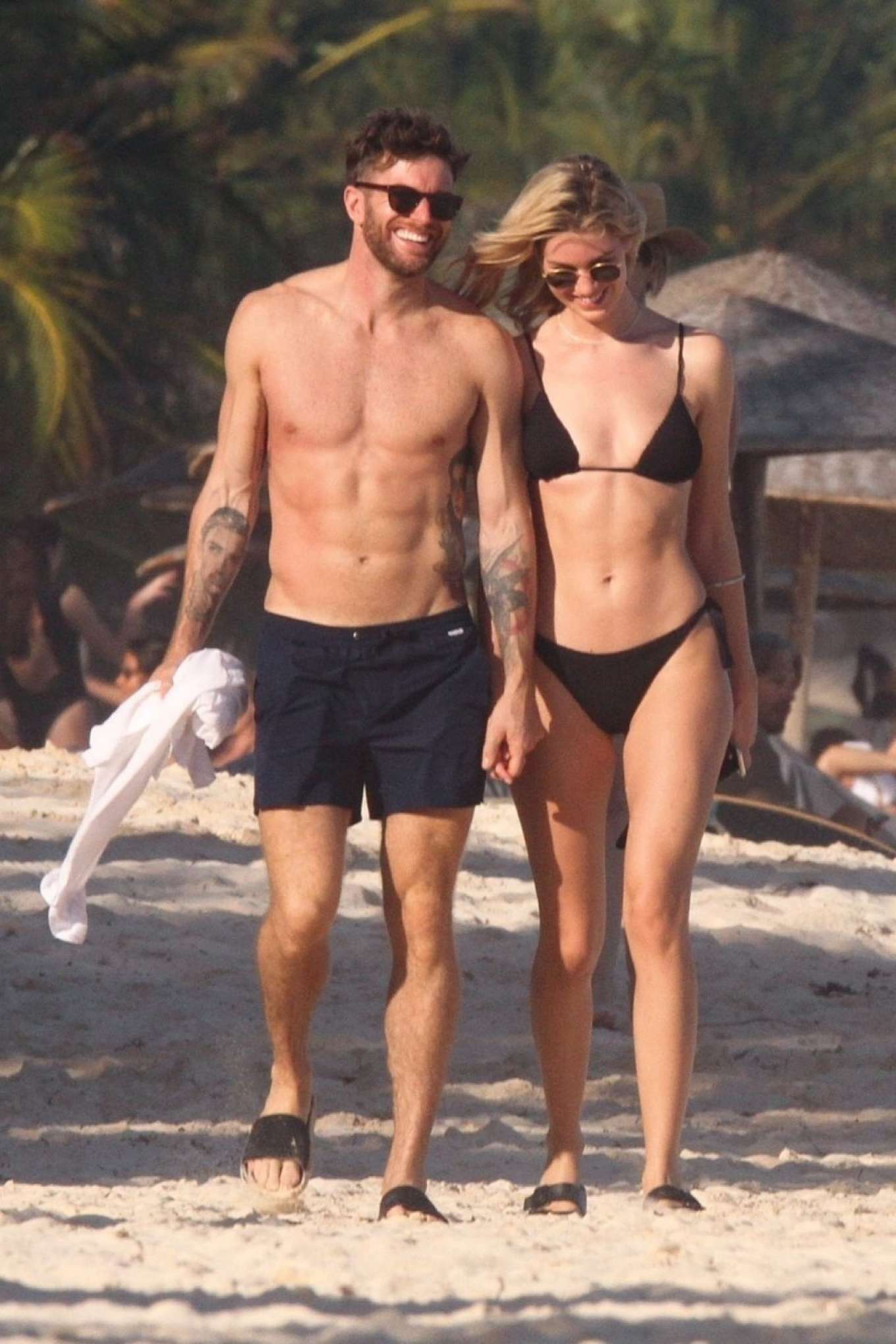 Hannah Cooper in black bikini and Joel Dommett Enjoy a Day in Mexico. 