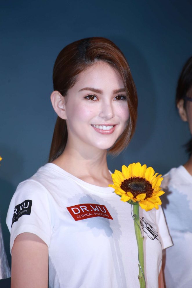 Hannah Quinlivan - Dr Wu Charity Conference in Taipei