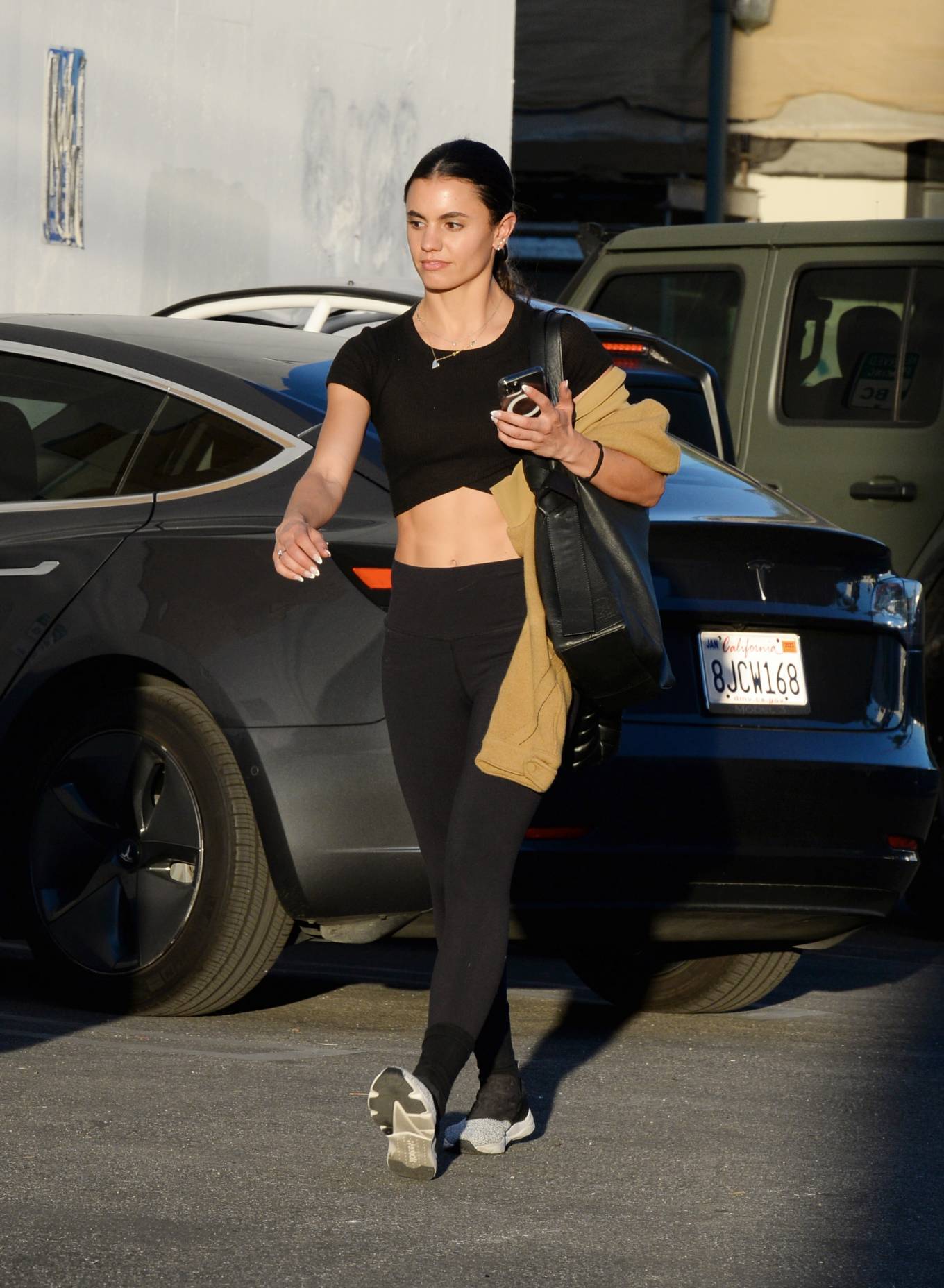 Hayley Erbert – Arriving to a dance studio in Hollywood – GotCeleb