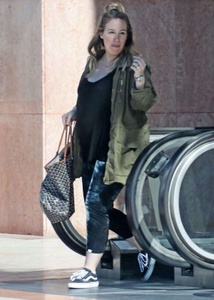 Haylie Duff - Leaves a Pilates Class in Los Angeles