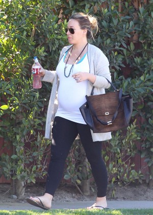 Pregnant Haylie Duff in Leggings Out in LA