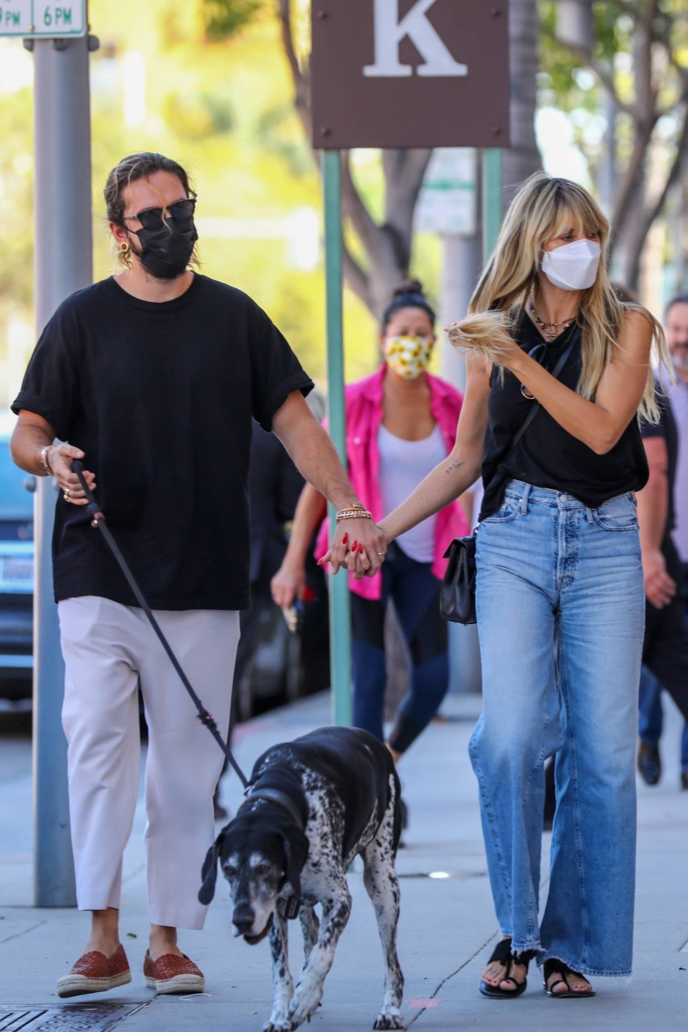 Heidi Klum 2021 : Heidi Klum – With Tom Kaulitz go shopping in Beverly Hills-13