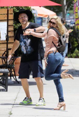 Heidi Montag - With Spencer Pratt at Don Antonio's Mexican Food Restaurant in Los Angeles