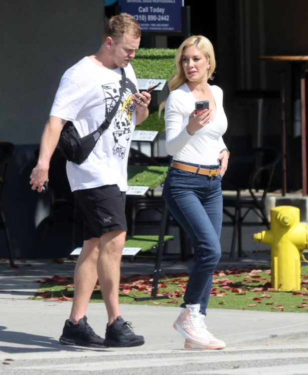 Heidi Montag - With Spencer Pratt seen as they exit a Los Angeles eatery
