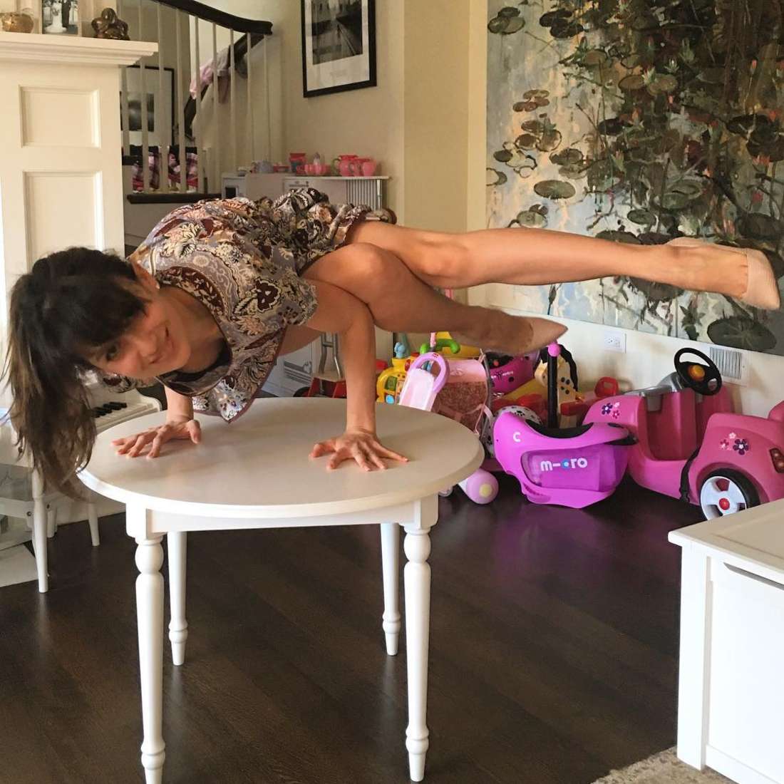 Hilaria Baldwin 2016 : Hilaria Baldwin Doing Yoga: Instagram -04. 