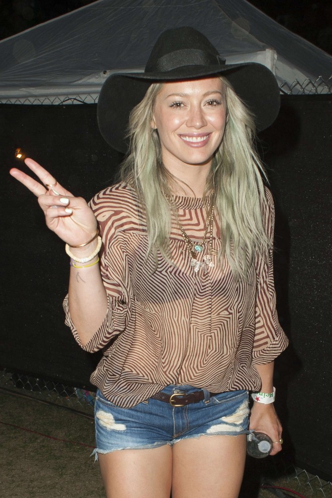 Hilary Duff - 2015 Coachella Music Festival Day 3 in Indio