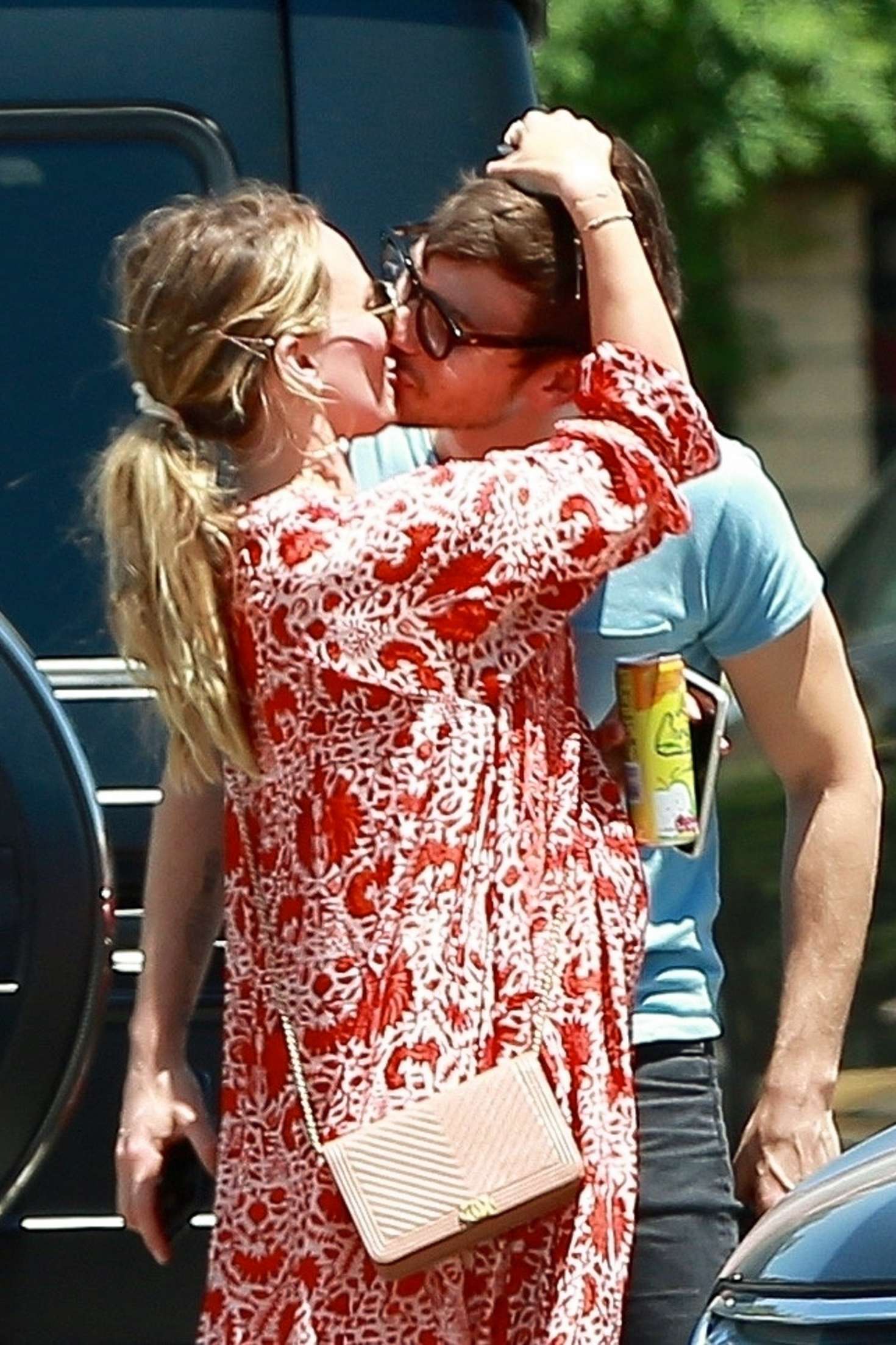 Hilary Duff and Matthew Koma - Share a kiss in Studio City
