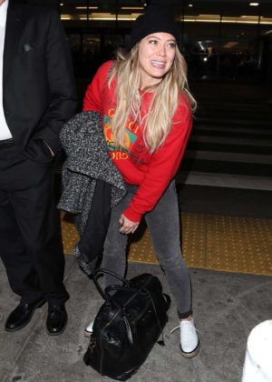 Hilary Duff - Arriving at LAX Airport in Los Angeles