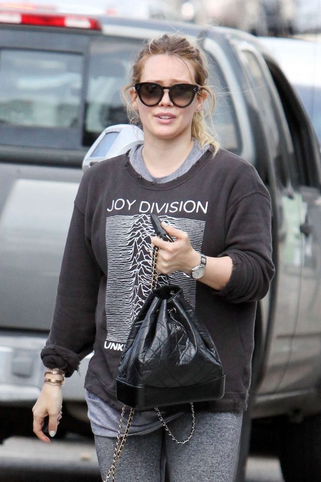 Hilary Duff - Heading to lunch in Los Angeles