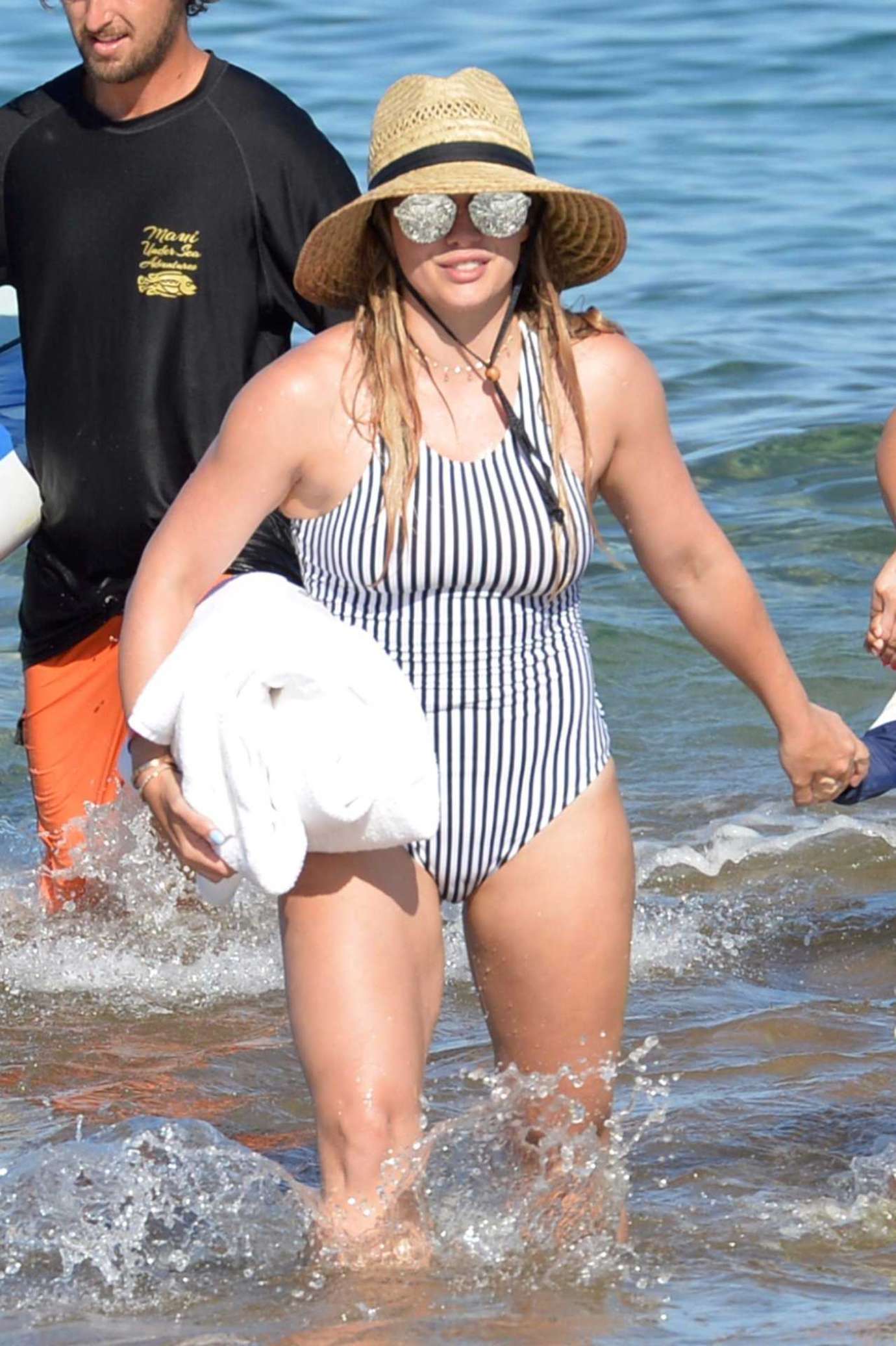 Hilary Duff in Swimsuit in Hawaii. 