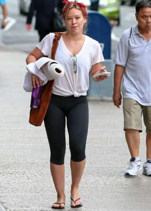 Hilary Duff in Tight Leggings Leaving the Gym in New York