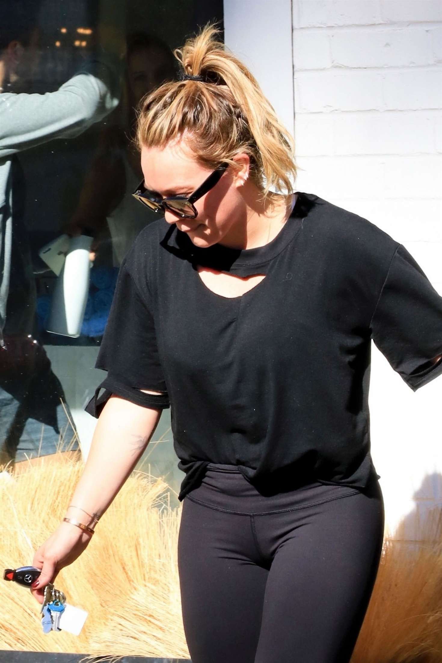 Hilary Duff in Tights - Hits the gym in Studio City