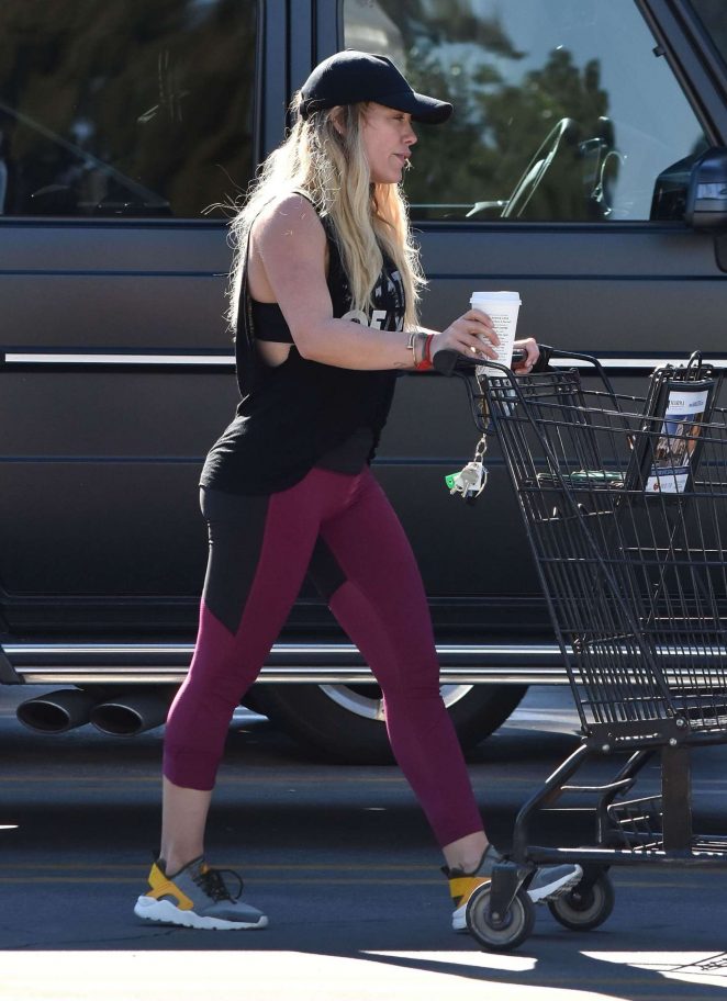 Hilary Duff in Tights Shopping in Studio City