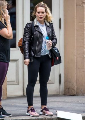 Hilary Duff - Leaves a gym in New York