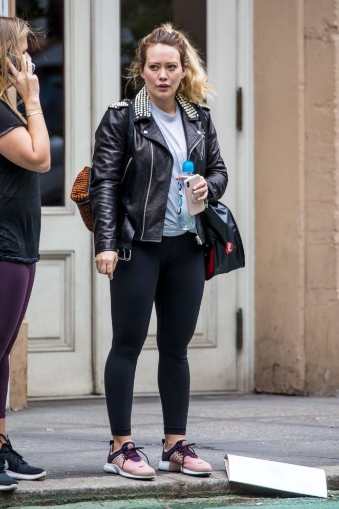 Hilary Duff - Leaves a gym in New York