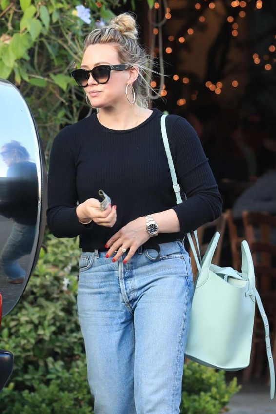 Hilary Duff - Leaves Il Pastaio in Beverly Hills