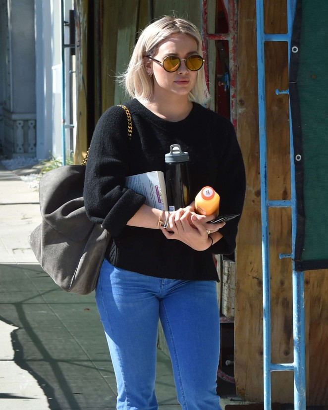 Hilary Duff - Leaving a salon in Los Angeles