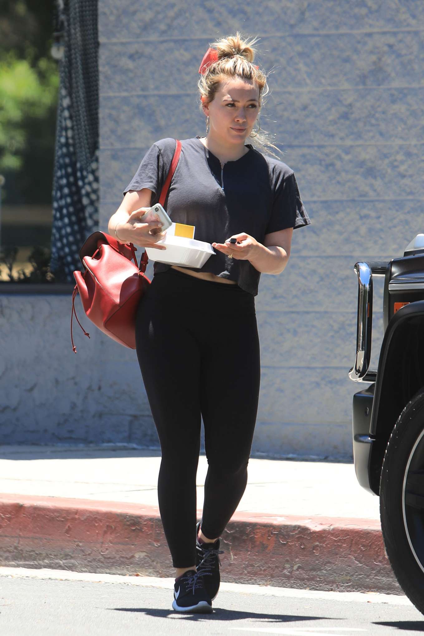 Hilary Duff â€“ Leaving Pilates Class in Los Angeles