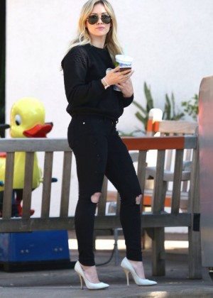 Hilary Duff in Ripped Jeans Leaving Shu Restaurant in LA