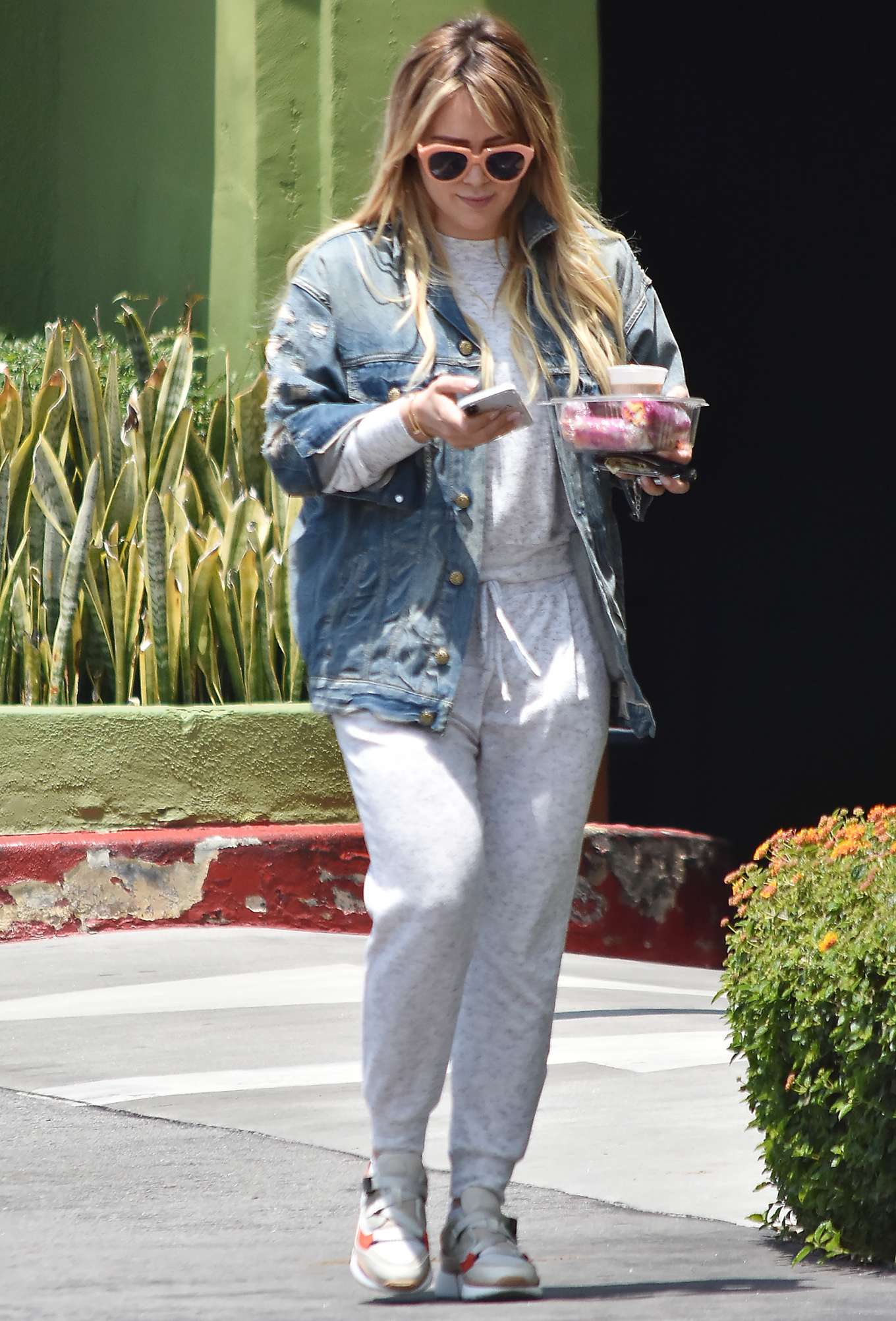 Hilary Duff 2019 : Hilary Duff: Out in Beverly Hills-05