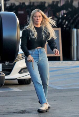 Hilary Duff - Out in Los Angelels
