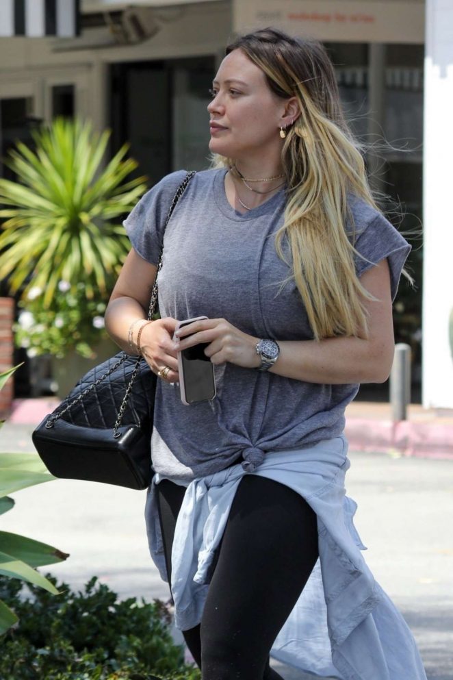 Hilary Duff - Out In Los Angeles