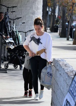 Hilary Duff - Out shopping at Big 5 sporting goods in LA