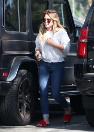 Hilary Duff - Seen Out at the Park in LA