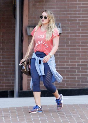 Hilary Duff - Seen out in Beverly Hills