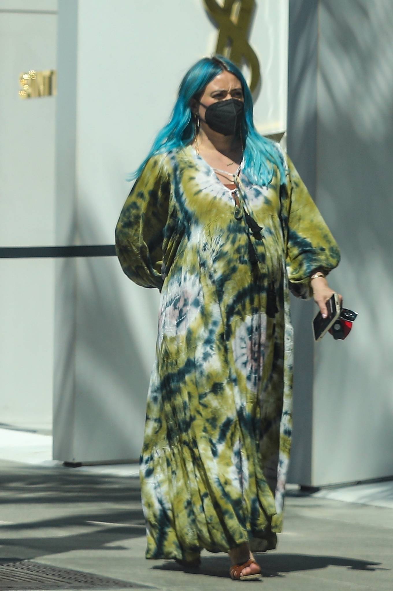 Hilary Duff - Shopping at Bottega Veneta in Beverly Hills