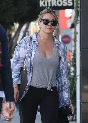 Hilary Duff - Shopping at Lululemon in Beverly Hills