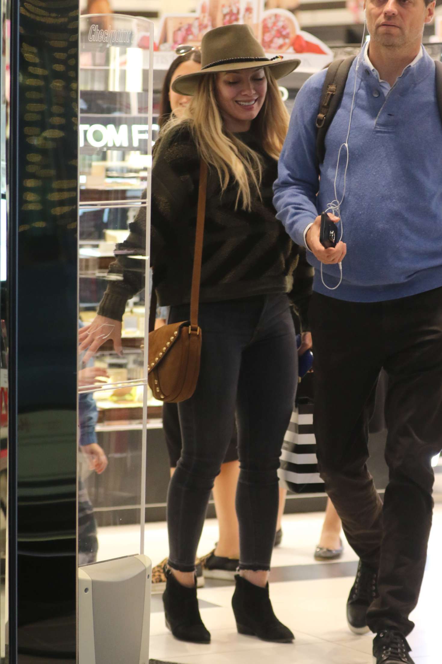 Hilary Duff - Shopping at Sephora in Beverly Hills