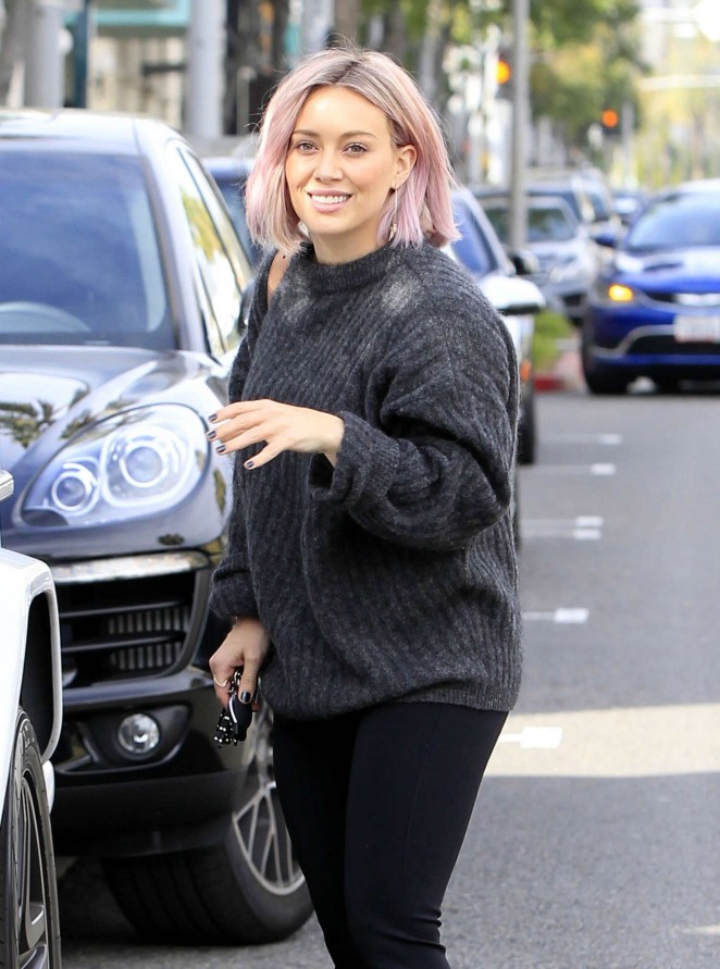Hilary Duff - Shopping at Tom's Toys in Beverly Hills
