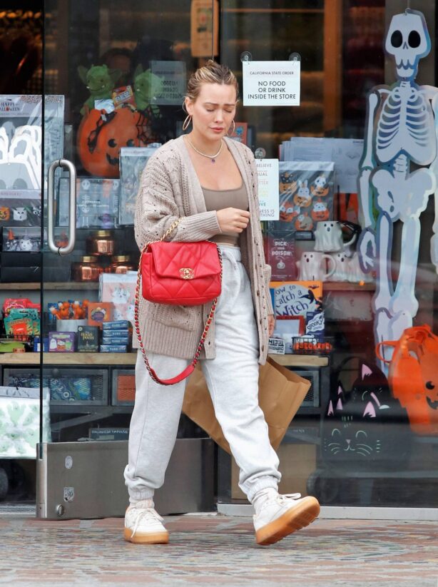 Hilary Duff - Shopping for Halloween supplies in Los Angeles