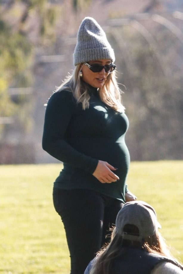 Hilary Duff - Shows her Baby Bump during a park day in Sherman oaks