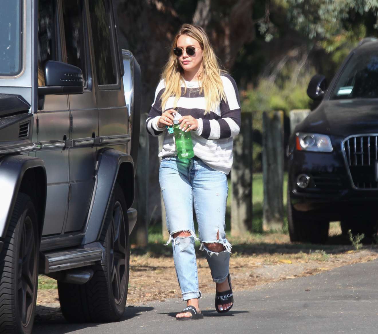 Hilary Duff - Spotted out and about in LA