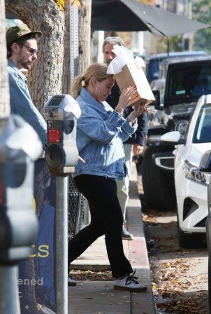 Hilary Duff - Spotted out in Los Angeles