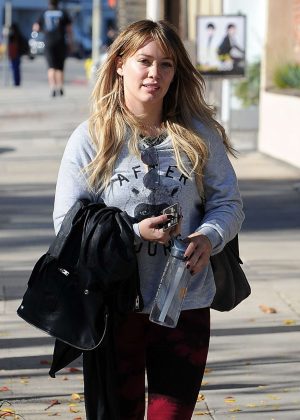 Hilary Duff stops by a gym in Studio City