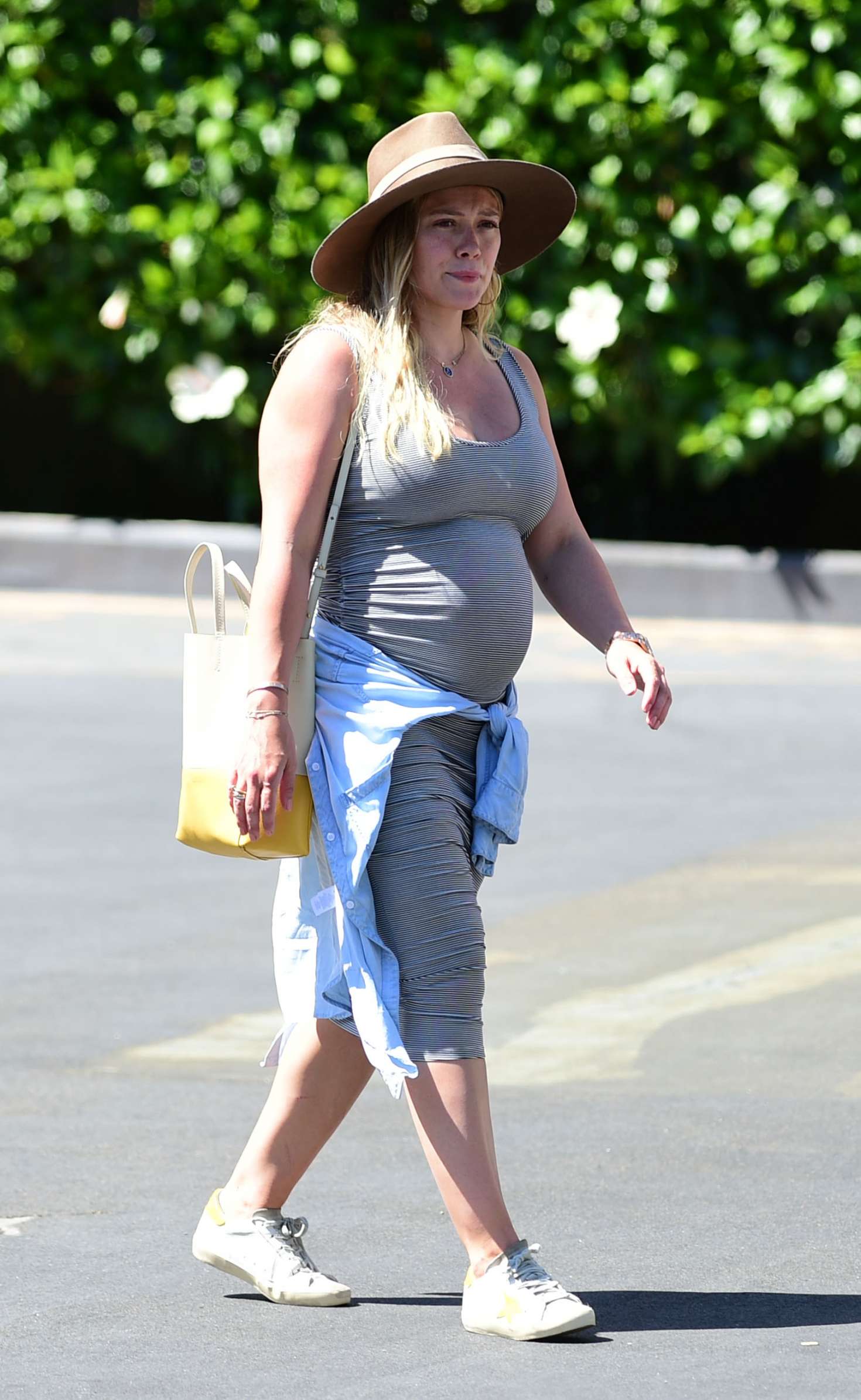 Hilary Duff - Without makeup out in Los Angeles