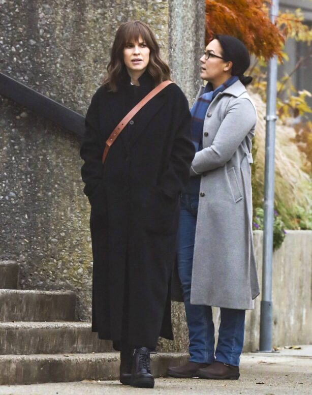 Hilary Swank - On set of her newest hit show 'Alaska Daily' in Vancouver
