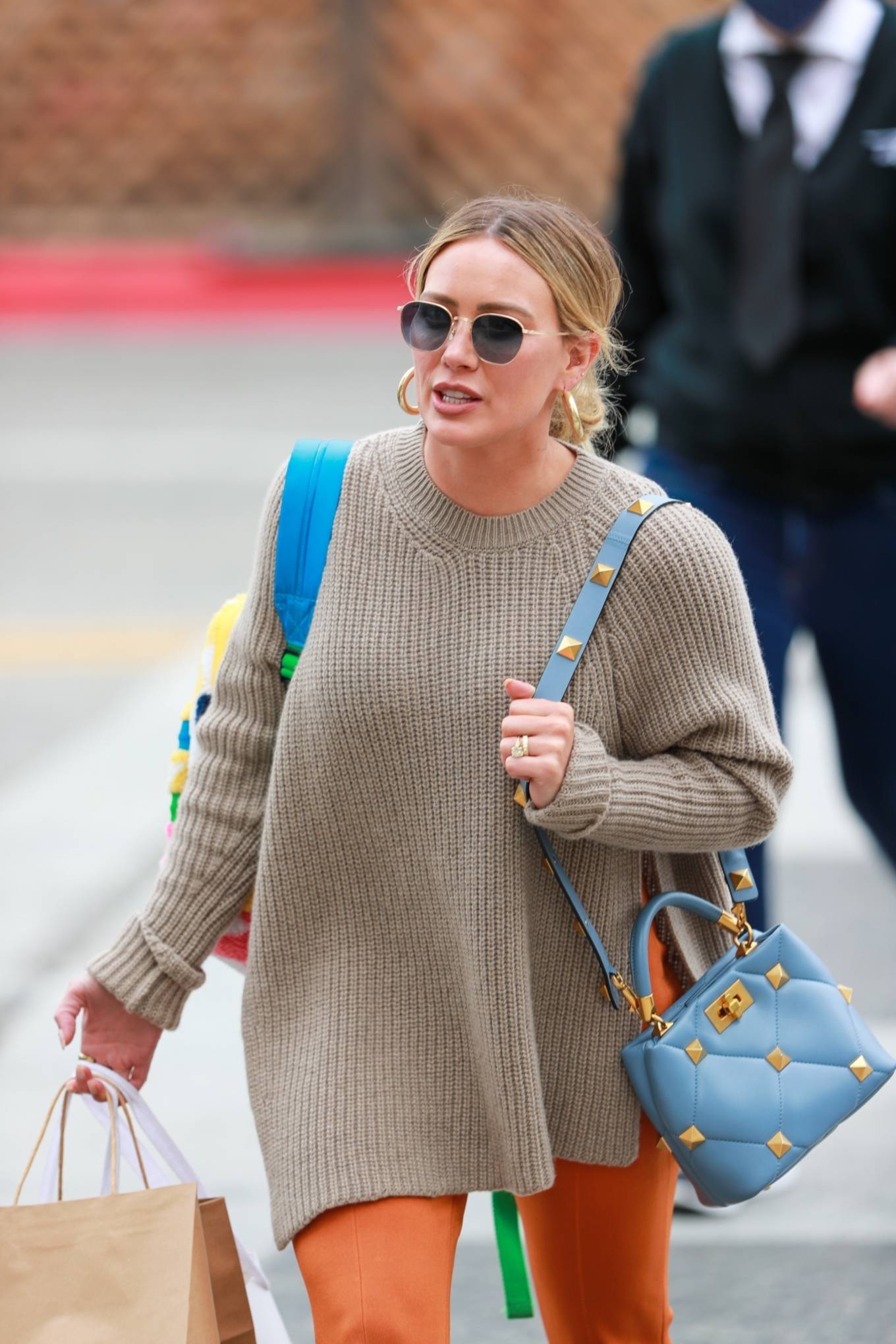 Hillary Duff 2022 : Hillary Duff – Shopping candids with a friend in Beverly Hills-03