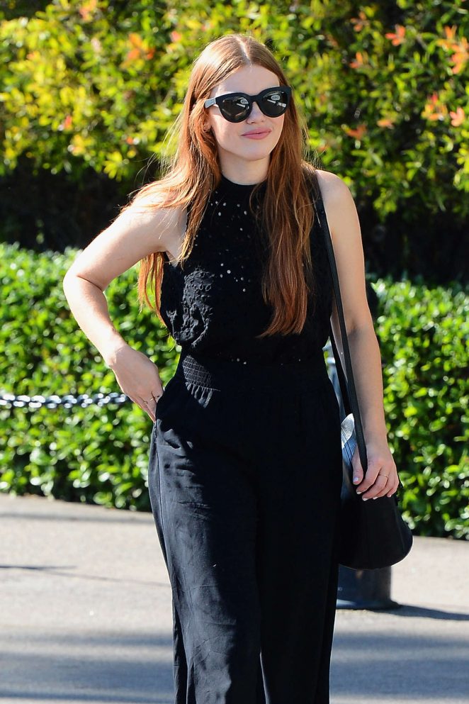 Holland Roden - Arrives to The Breeders Cup Race in Arcadia