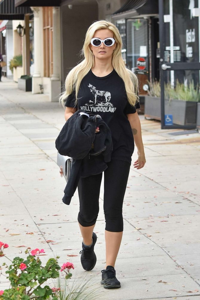 Holly Madison in Leggings - Out in Los Angeles