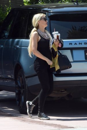 Holly Madison - Out in Los Angeles