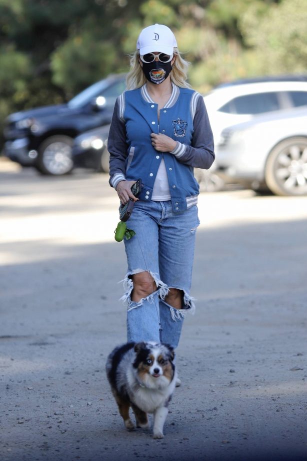 Holly Madison - With her dog in Los Angeles