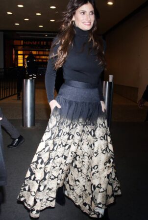 Idina Menzel - Spotted at CBS Mornings in New York