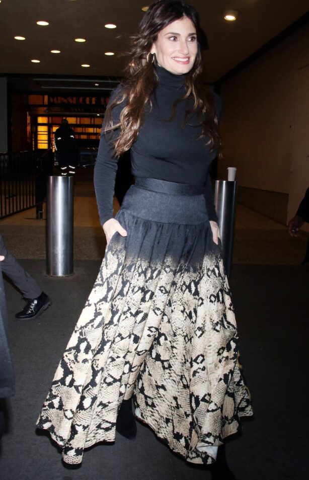 Idina Menzel - Spotted at CBS Mornings in New York