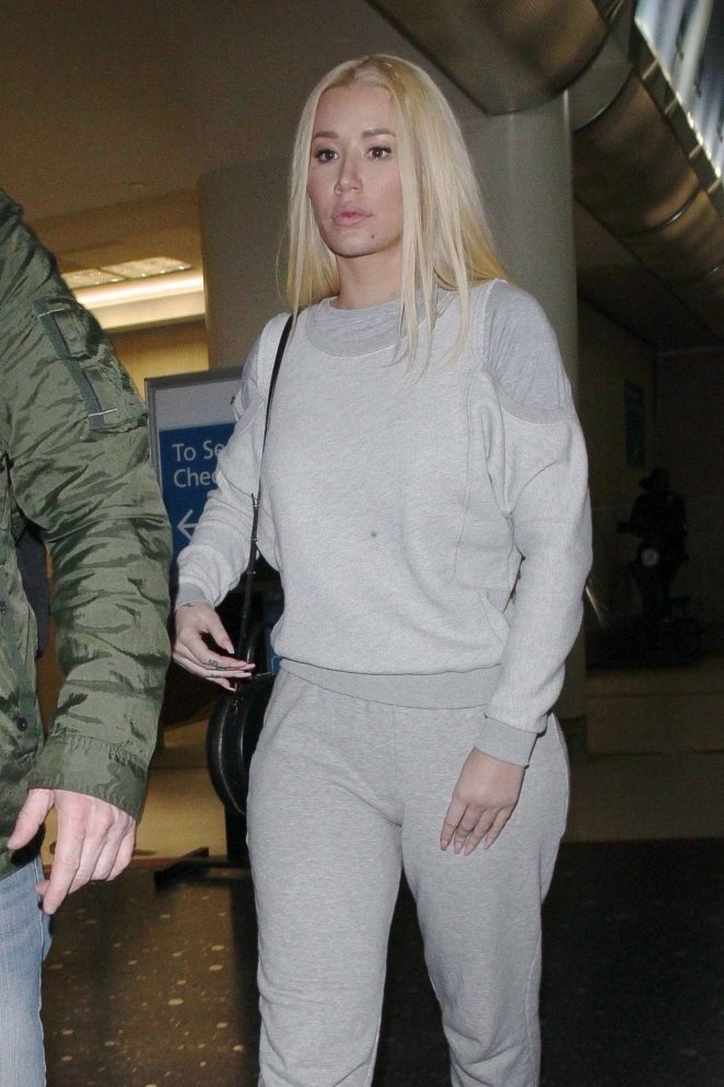 Iggy Azalea - Arrives to LAX Airport in Los Angeles