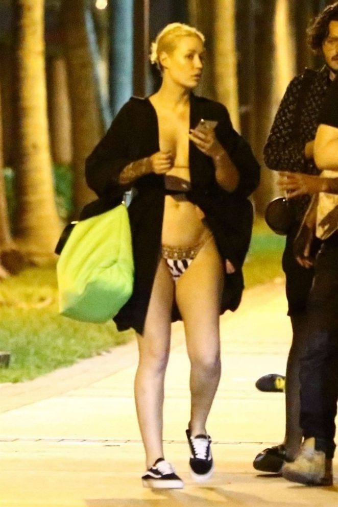 Iggy Azalea in Bikini on holiday in Miami Beach