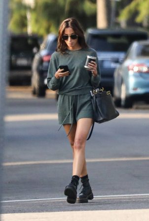 Ines De Ramon - Photographed going out for coffee in Westwood